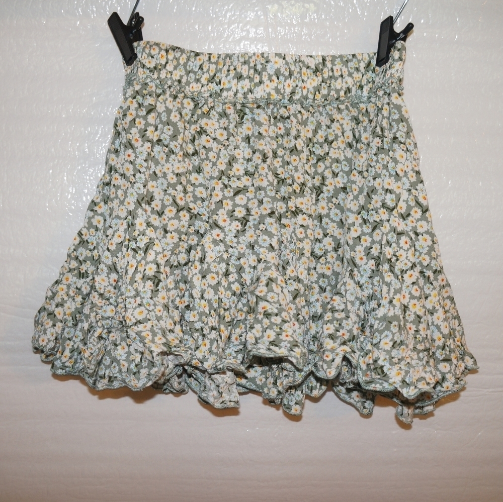 SUNDAE   Muse Green floral mini skirt